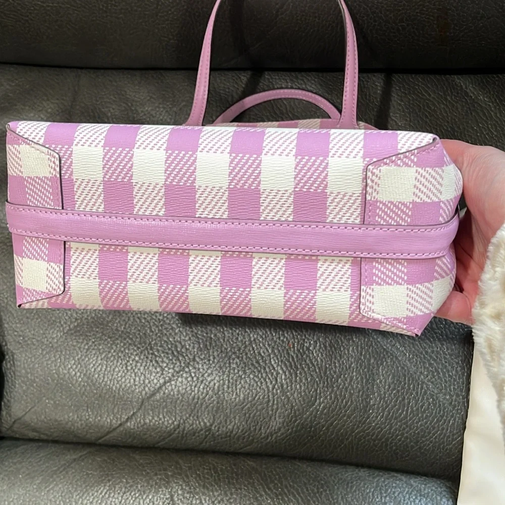 kate spade has tags